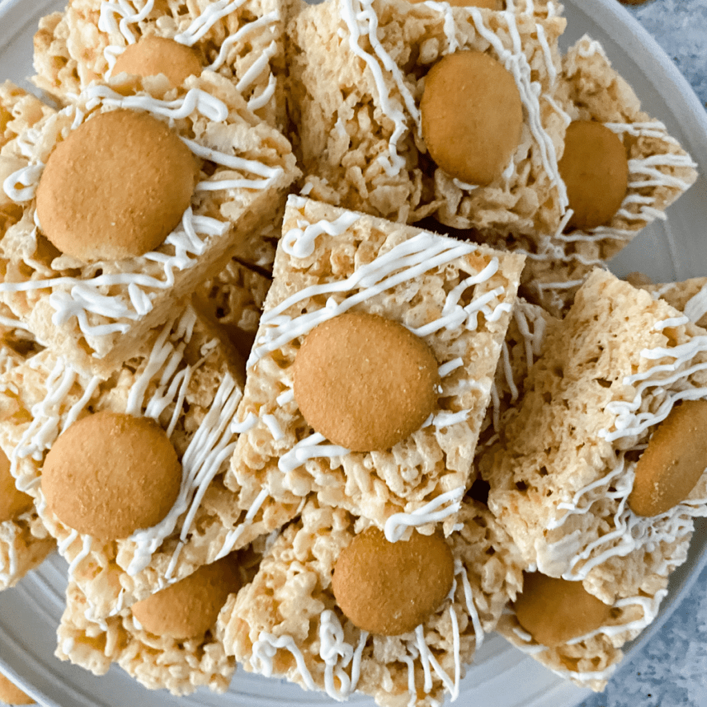Calling all dessert lovers! Get ready for a treat that appeals to the kid in all of us. Today, we've got a delightful sweet recipe you can easily make from home using your Instant Pot Banana Pudding Rice Krispie Treats! 