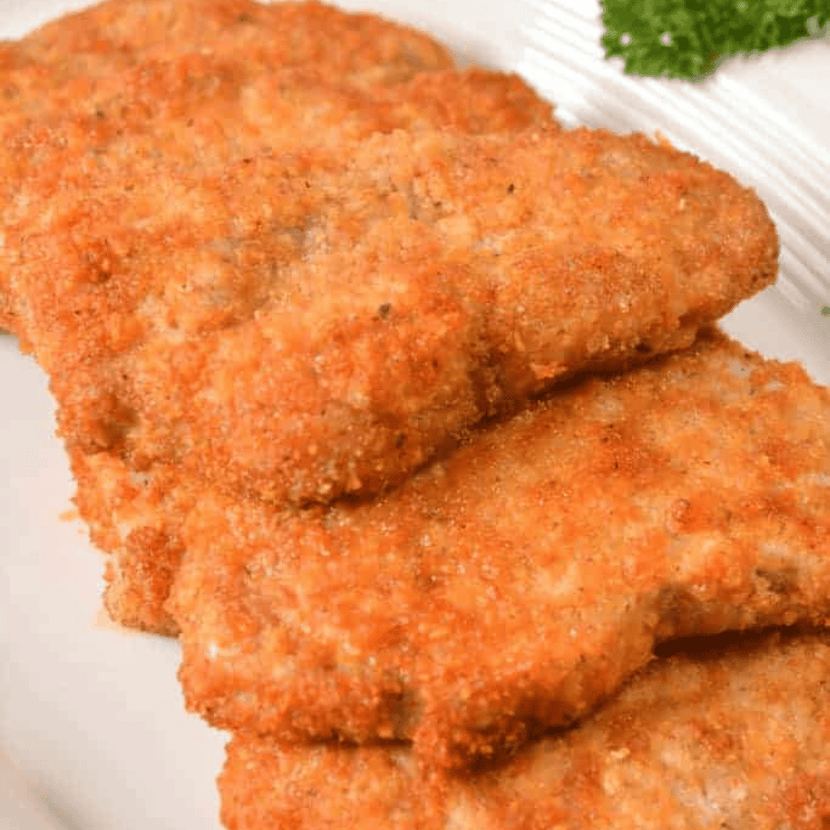 Keto Shake and Bake Recipe: Crispy chicken with a flavorful almond flour coating, baked to golden perfection for a keto-friendly option.