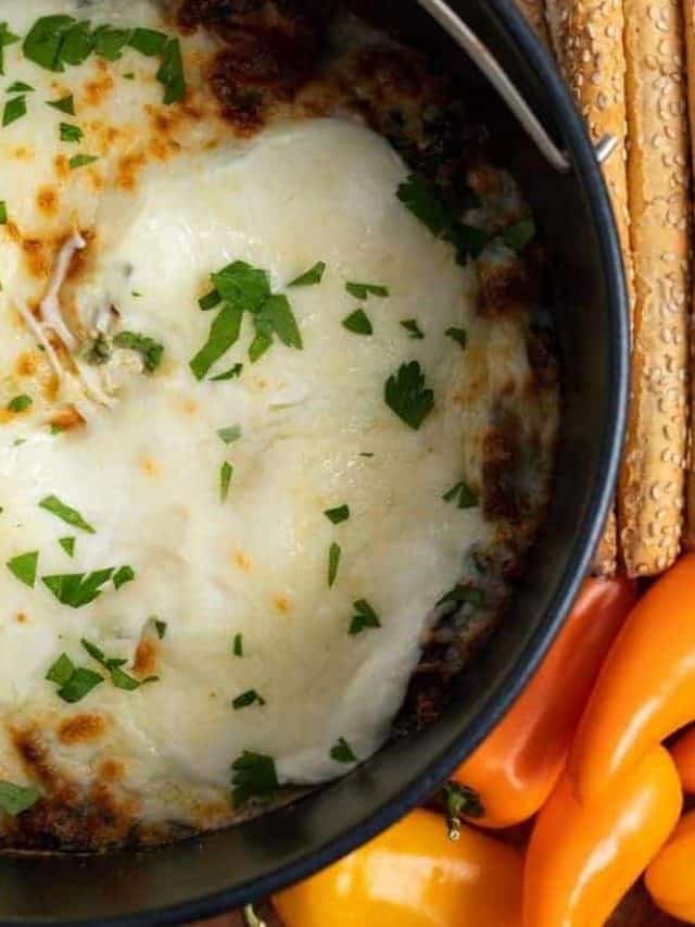 Air Fryer Cheesy Bacon Spinach Dip