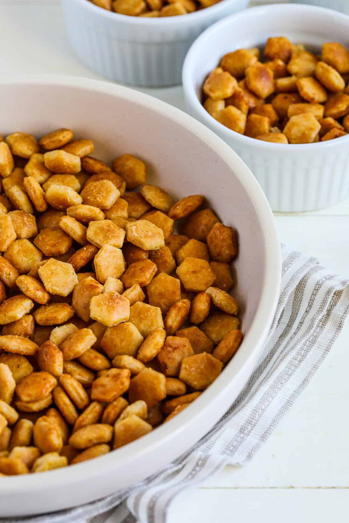 Air Fryer Ranch Oyster Crackers - Fork To Spoon