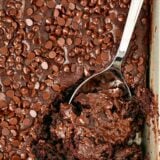 Easy Air Fryer Chocolate Dump Cake (5 Ingredients)