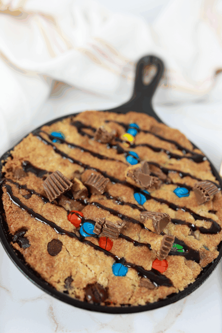 Easy Air Fryer Peanut Butter Pizzokie with golden edges and a warm, gooey peanut butter cookie center