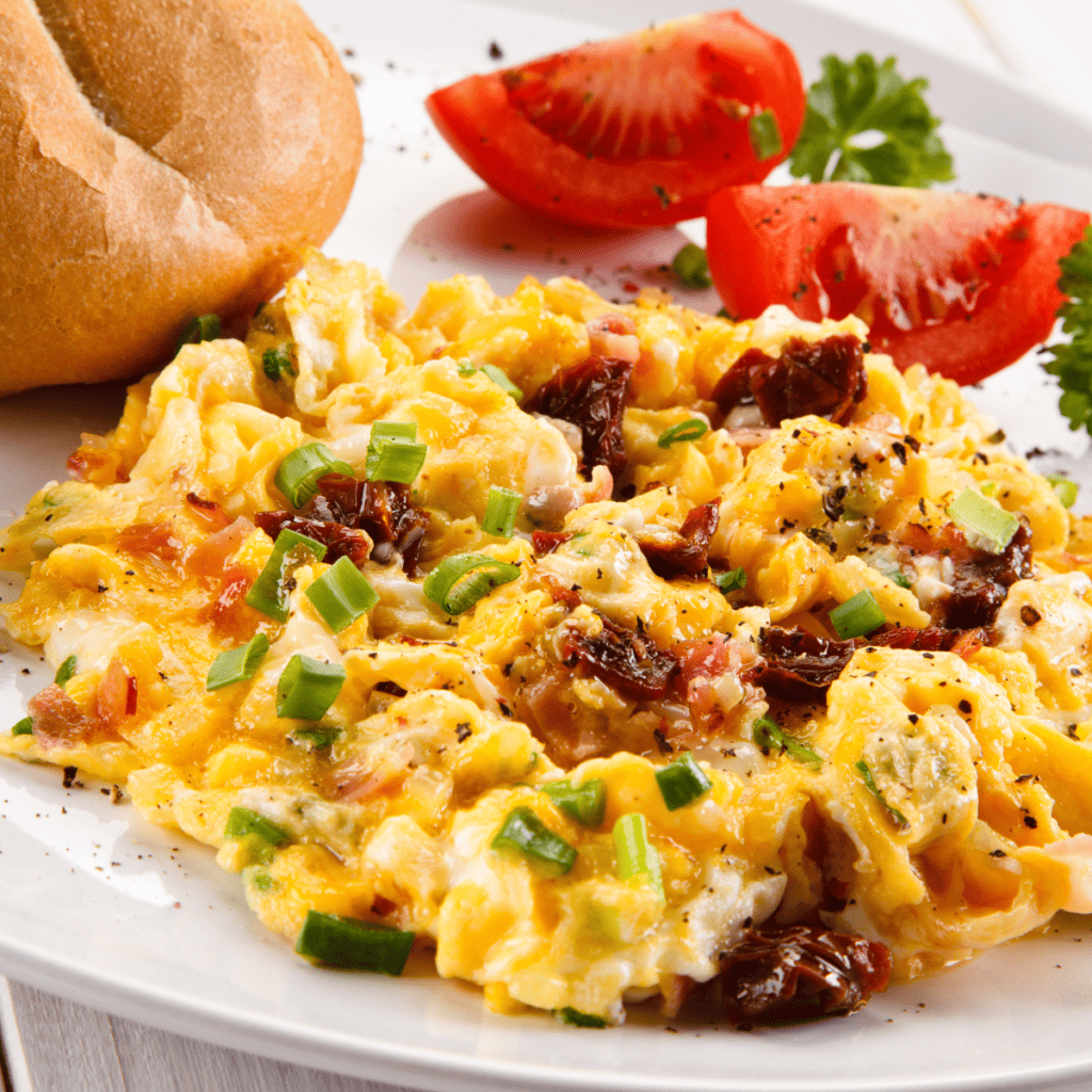 Are you looking for an easy yet delicious breakfast recipe to start your day off right? Look no further than Blackstone Griddle Scrambled Eggs! 