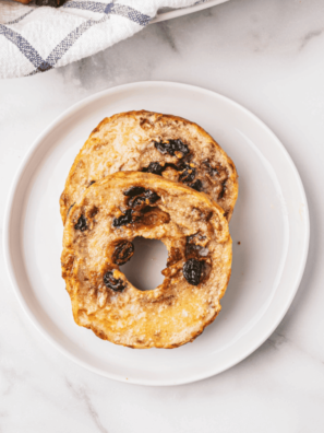 Bagel Bonanza: 10 Easy Air Fryer Recipes for Every Craving!"