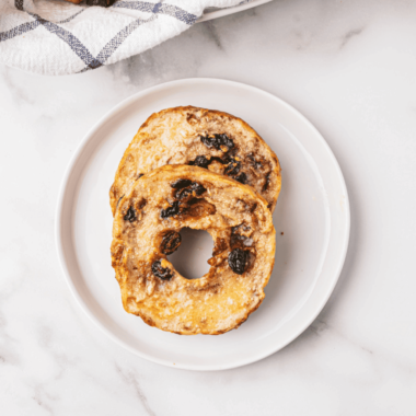 Bagel Bonanza: 10 Easy Air Fryer Recipes for Every Craving!"