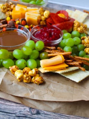 Thanksgiving Kid-Friendly Charcuterie Board