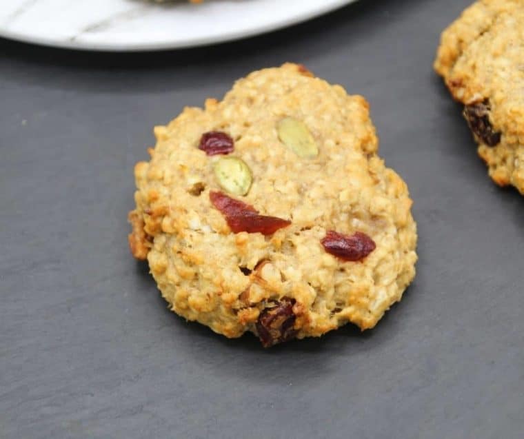 Close up an air fryer oatmeal breakfast cookie