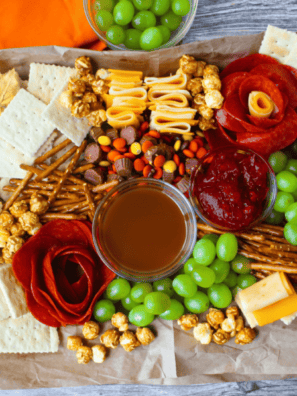 Thanksgiving Kid-Friendly Charcuterie Board