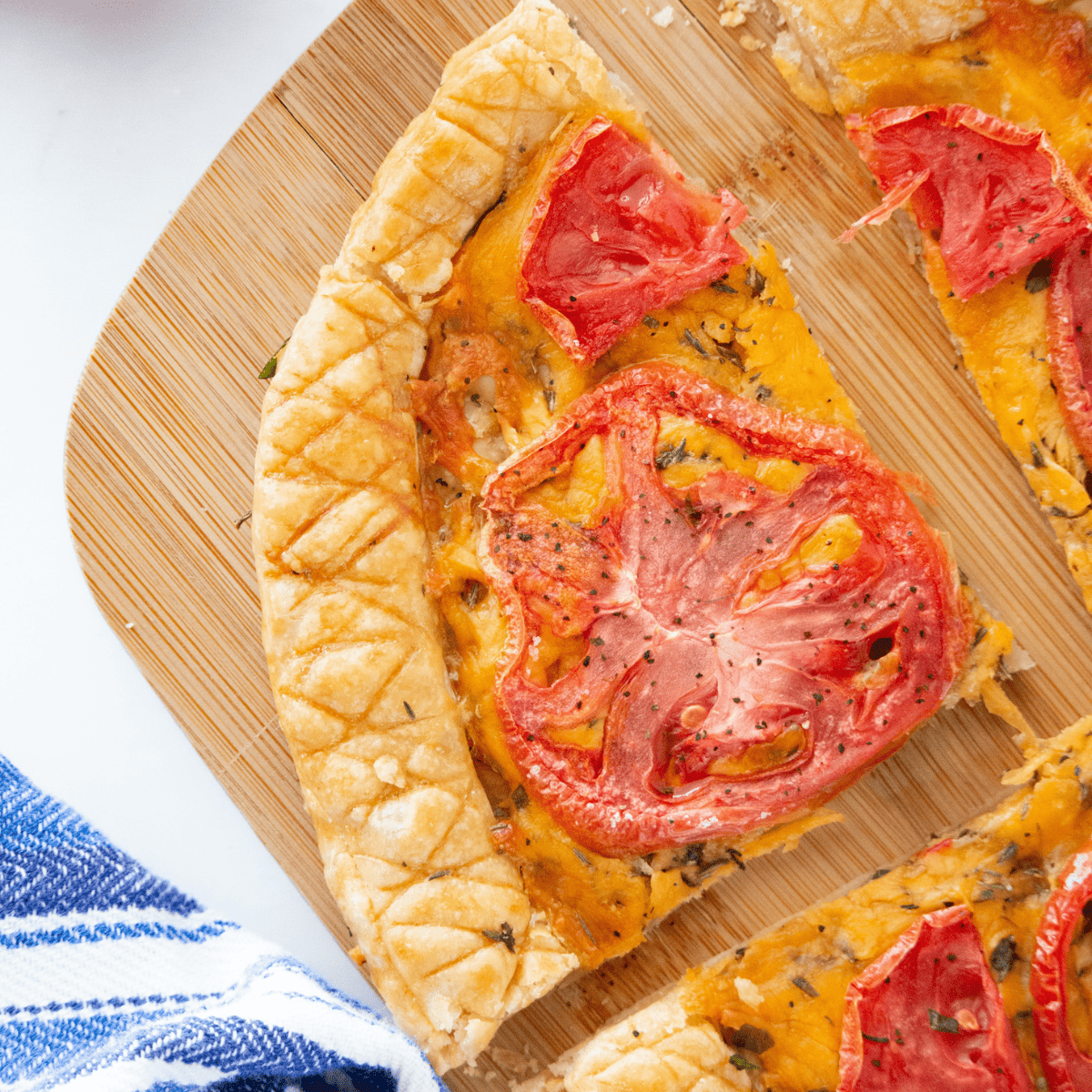 Air-Fryer-Rustic-Tomato-Pie-6