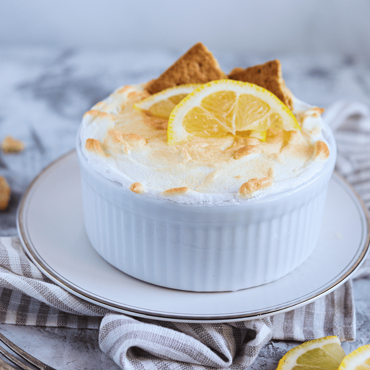 Air Fryer Lemon Meringue Pie