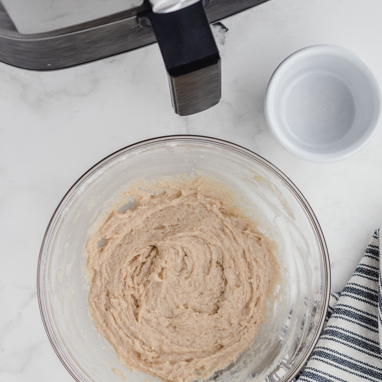 Air Fryer Snickerdoodle Mug Cake