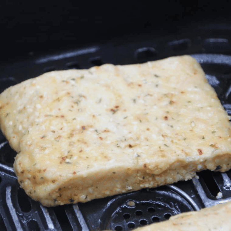 Here's how to cook Teriyaki Sesame Salmon in an air fryer: