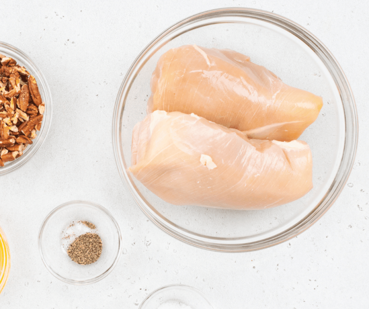 ingredients needed for pecan crusted chicken breasts