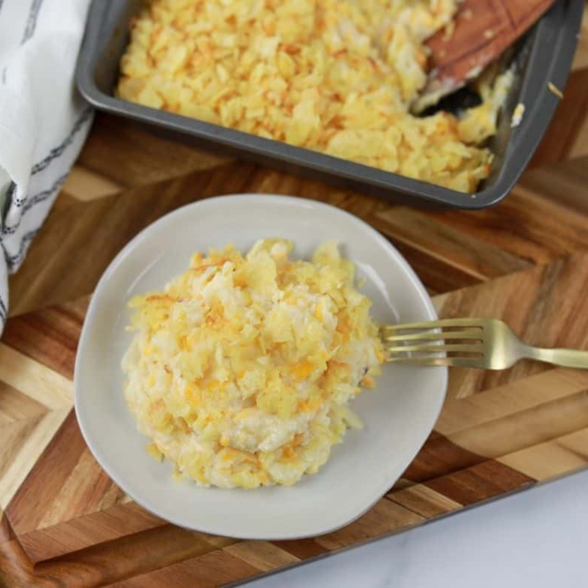 When it comes to finding the perfect accompaniment for funeral potatoes, a dish renowned for its creamy, cheesy goodness and comforting appeal, the options are delightfully diverse. Funeral potatoes, a beloved staple at gatherings and potlucks, are known for their rich and hearty nature, making them a versatile side that pairs wonderfully with a variety of main courses. In this guide, we'll explore a range of dishes that complement the indulgent flavors and textures of funeral potatoes, ensuring your meal is balanced, delicious, and memorable. Whether you’re planning a family dinner, a special occasion, or simply looking to elevate your mealtime, these suggestions will help you create a harmonious and satisfying dining experience that celebrates the best of comfort food.