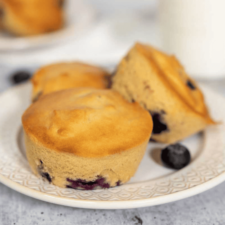 Air fryer blueberry muffins