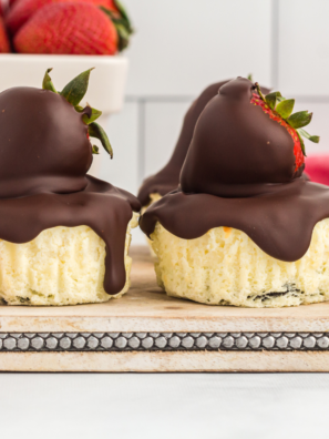 Air-Fryer-Chocolate-Strawberry-Mini-Cheesecakes