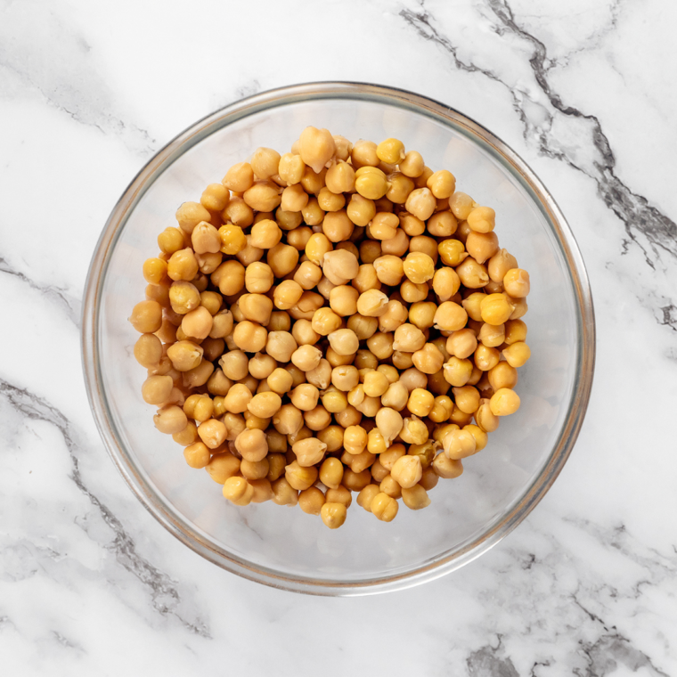 Making Air Fryer Spicy Roasted Chickpeas 