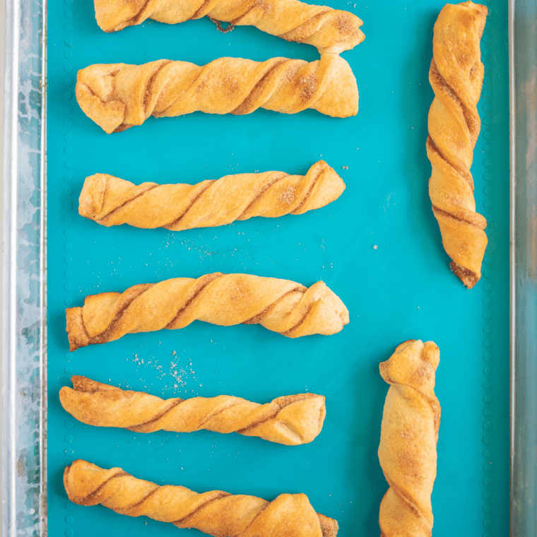 How To Make Air Fryer Crescent Churros