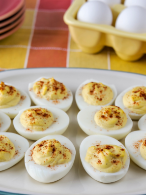 CLASSIC SOUTHERN DEVILED EGGS