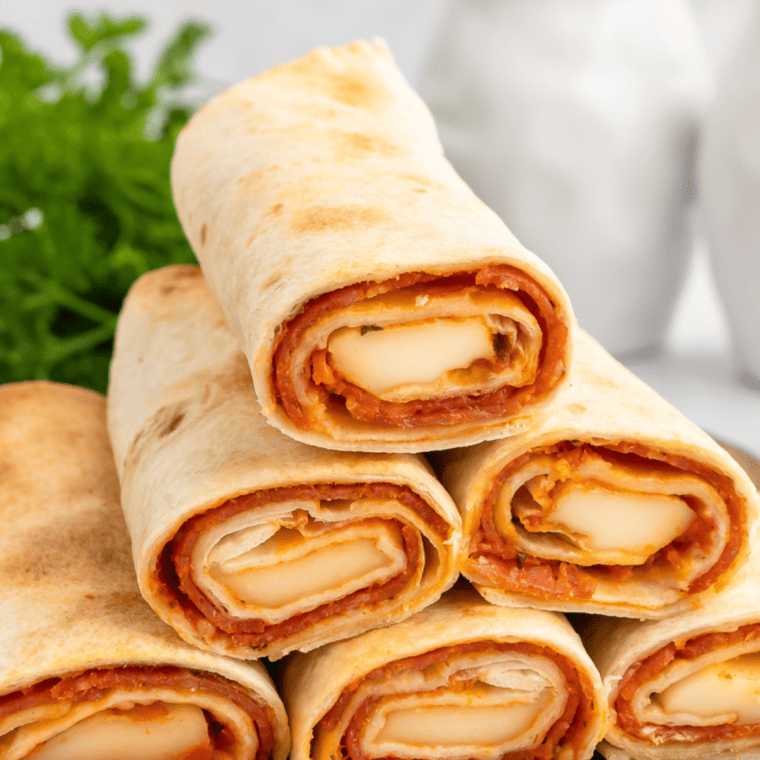 Easy Air Fryer Pizza Roll Ups
