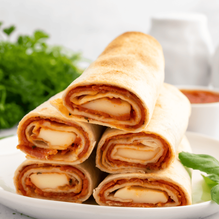 Easy Air Fryer Pizza Roll Ups 