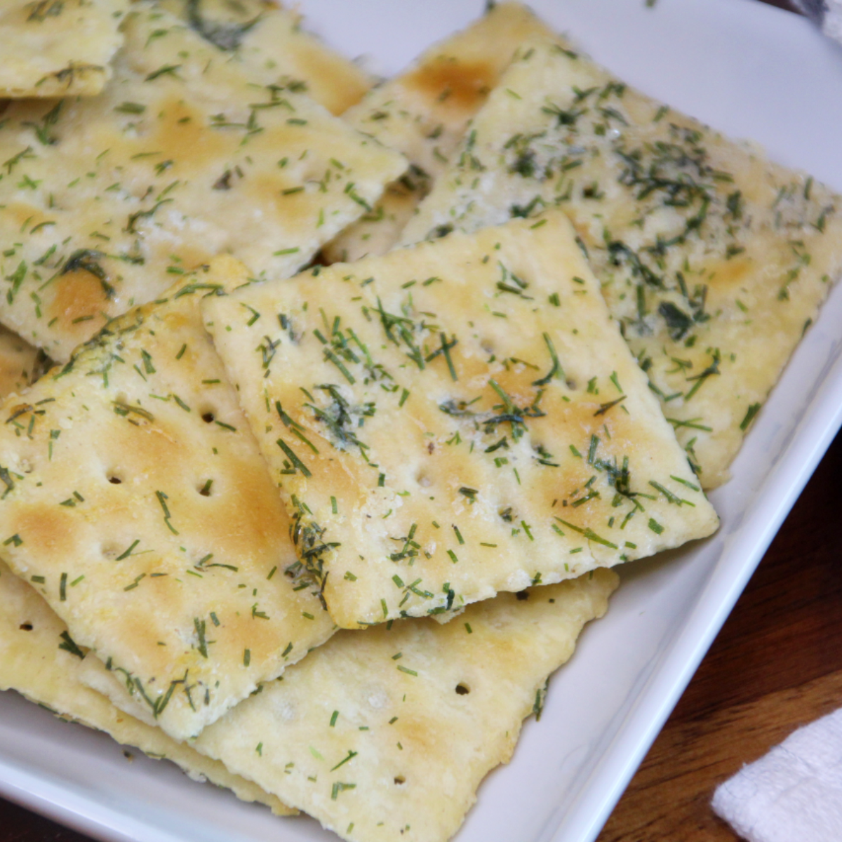 Air Fryer Dill Pickle Saltines