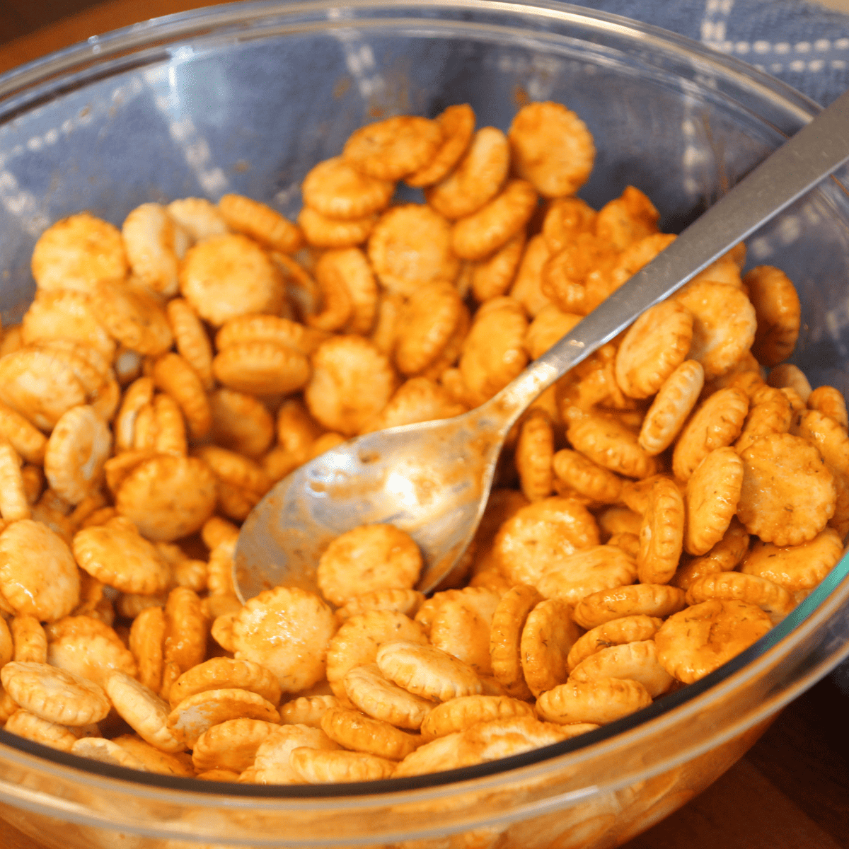 Air Fryer Buffalo Oyster Crackers Fork To Spoon