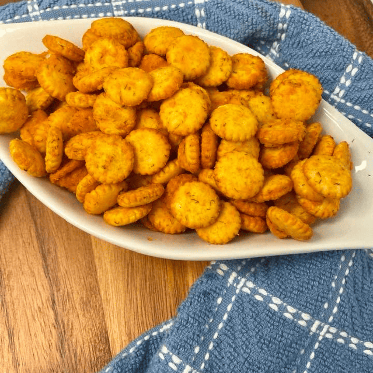 Air Fryer Buffalo Oyster Crackers Fork To Spoon