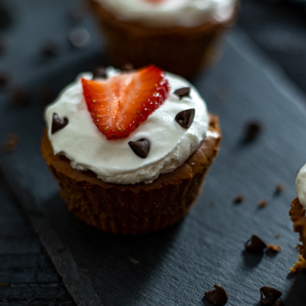 Air Fryer Chocolate Cheesecake Cupcakes