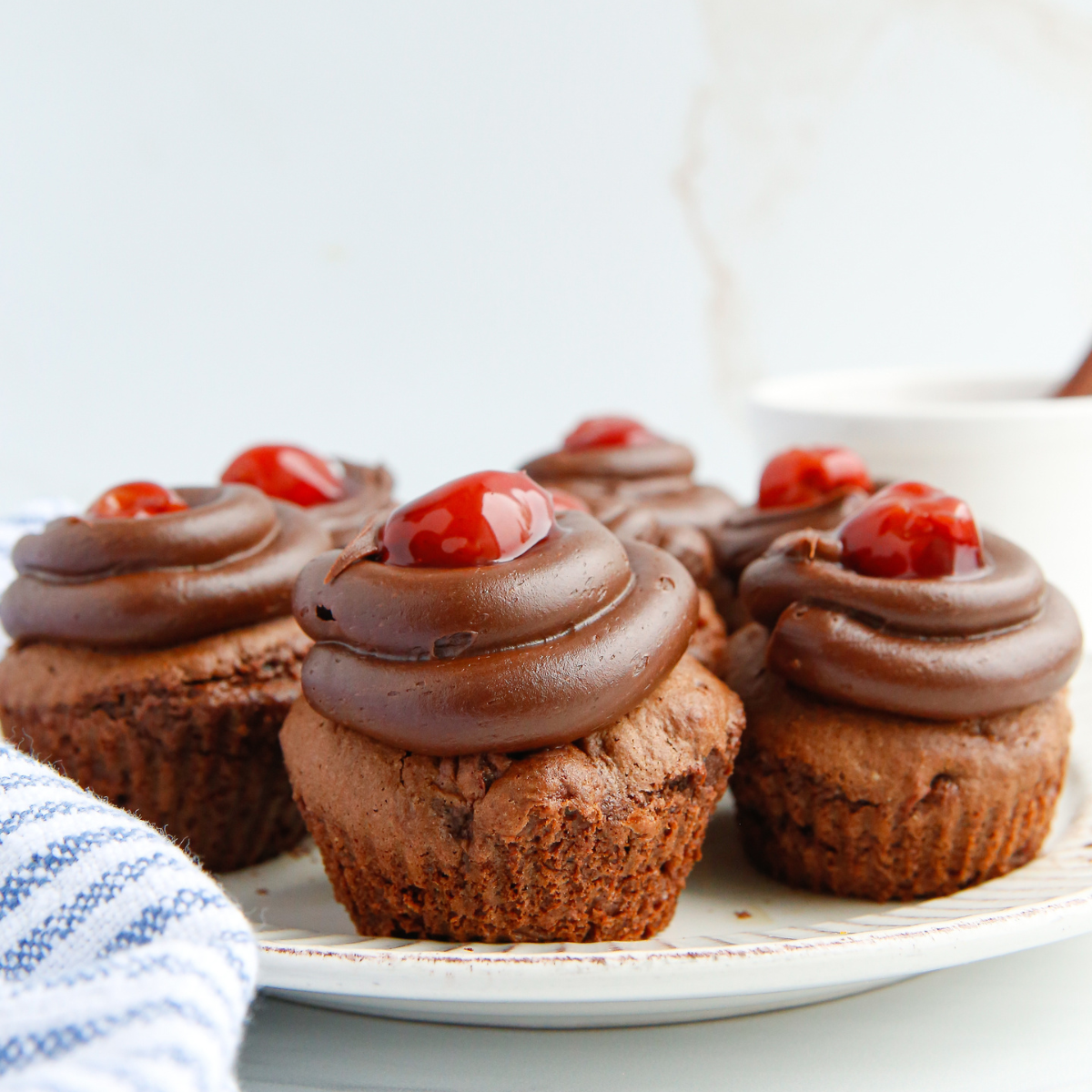 air fryer chocolate cherry cupcakes