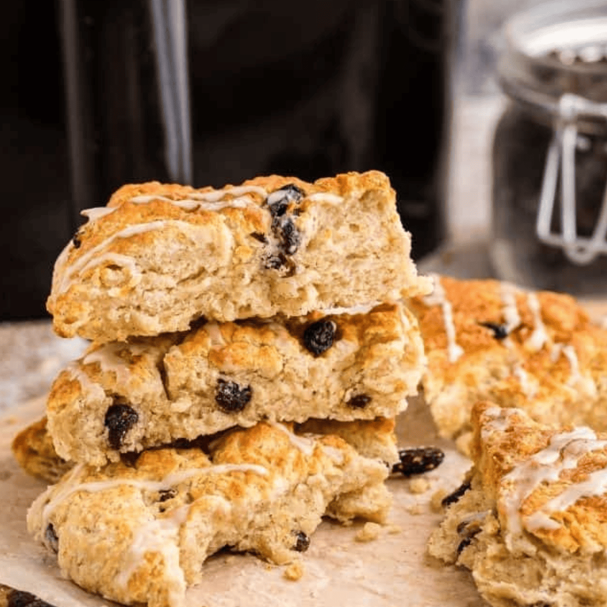 Air-Fryer-Cinnamon-Raisin-Scones-6