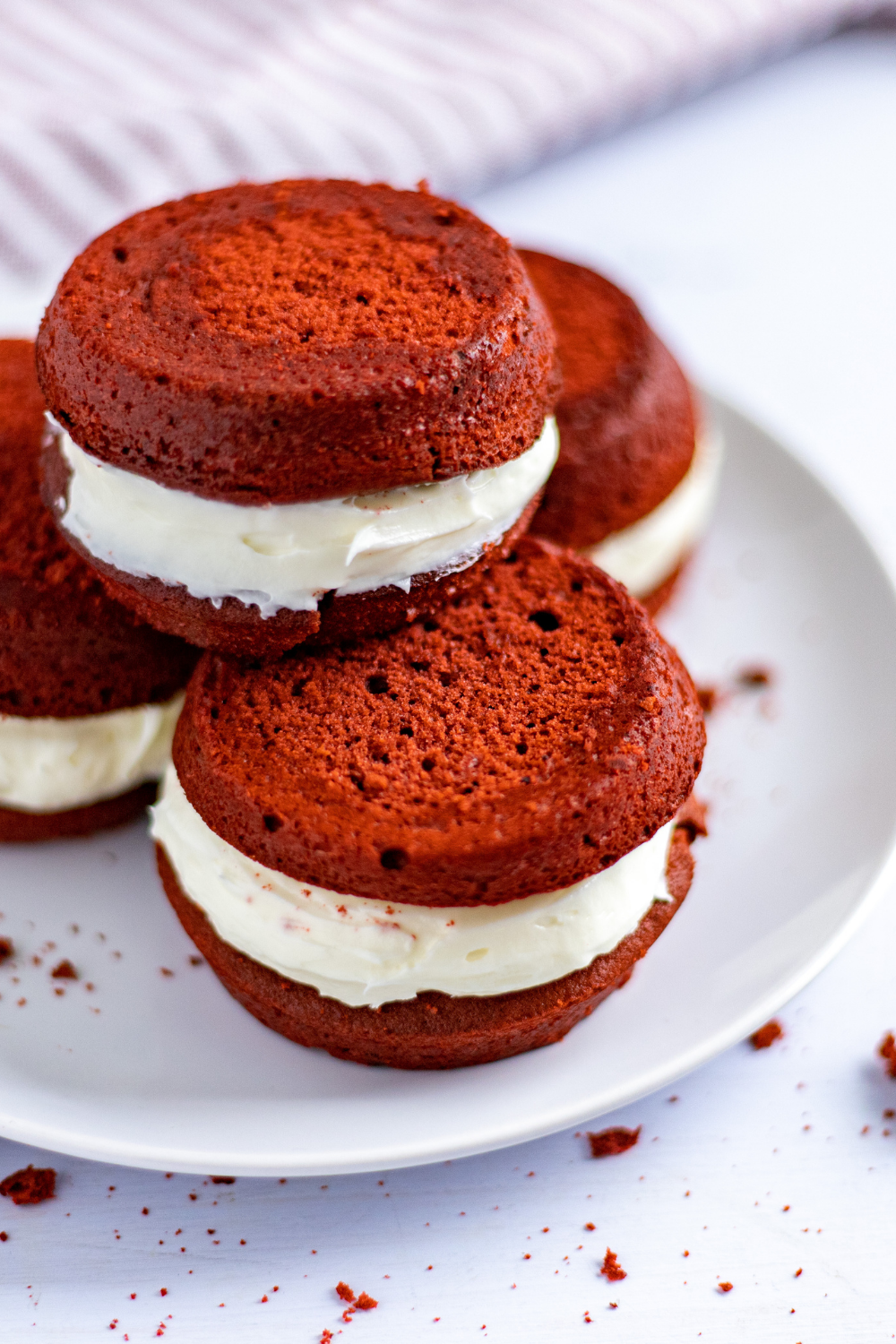 Air Fryer Red Velvet Whoopie Pies