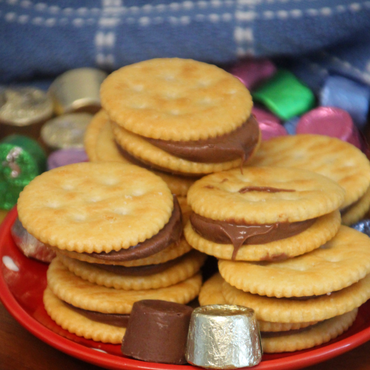 Air Fryer Rolo Stuffed Ritz Crackers - Fork To Spoon