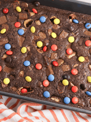 Leftover Halloween Candy Brownies