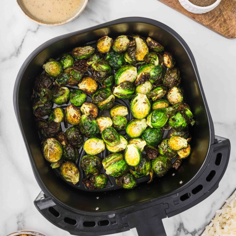 air-fryer-roasted-brussels-sprouts-5