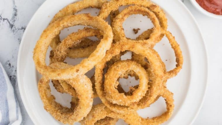 Burger King onion rings served in plate