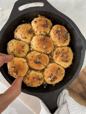 Air-Fryer-Yeast-Rolls-12