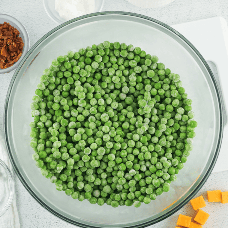 How To Make Pea Salad With Eggs