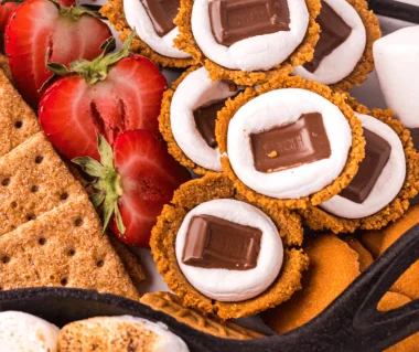air fryer s’mores cookie cups
