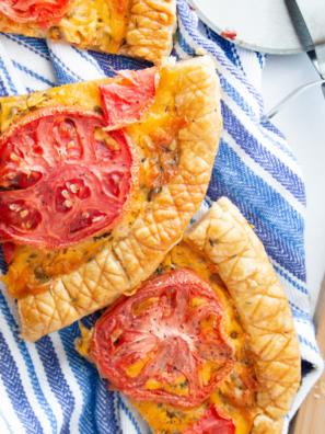 Air-Fryer-Tomato-Galette-6