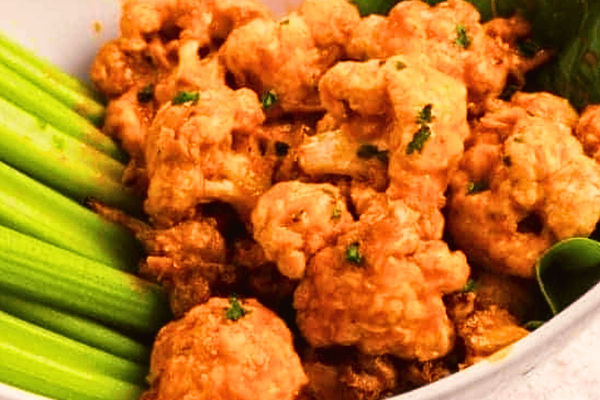 Air fryer buffalo cauliflower bites.