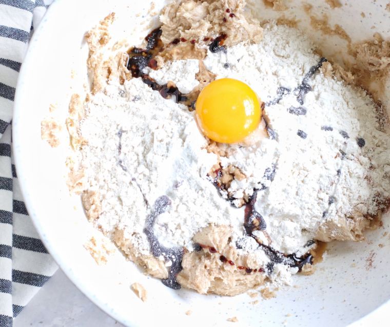 Air Fryer Gingerbread Crinkle Cookies