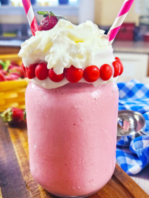 Copycat Wendy’s Strawberry Frosty