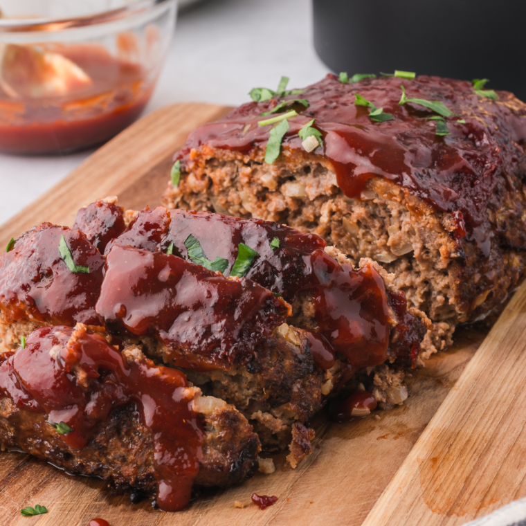 
"Make a delicious, hearty Golden Corral-inspired meatloaf at home with this simple recipe. Packed with flavor and topped with a savory glaze, this tender meatloaf is perfect for family dinners and comfort food cravings."