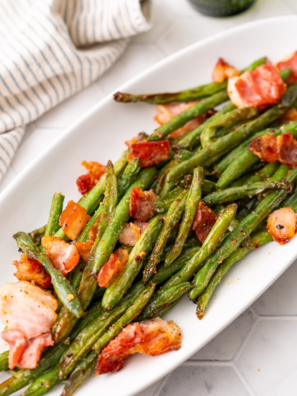 "Deliciously seasoned and tender green beans, just like the famous Texas Roadhouse side dish."