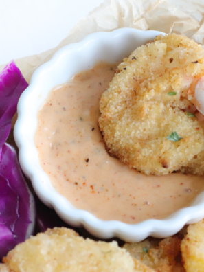 A creamy bowl of Gluten-Free Marie Rose Sauce, perfect for pairing with seafood or sandwiches.