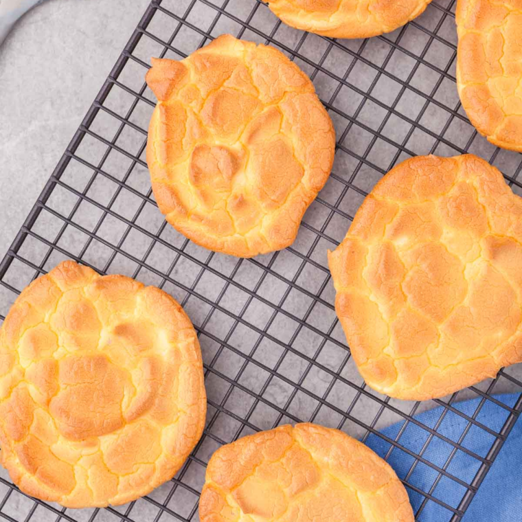 Golden and crispy Air Fryer Keto Cloud Bread Slices, the perfect low-carb snack for the keto diet, perfect for dipping or enjoying on their own.