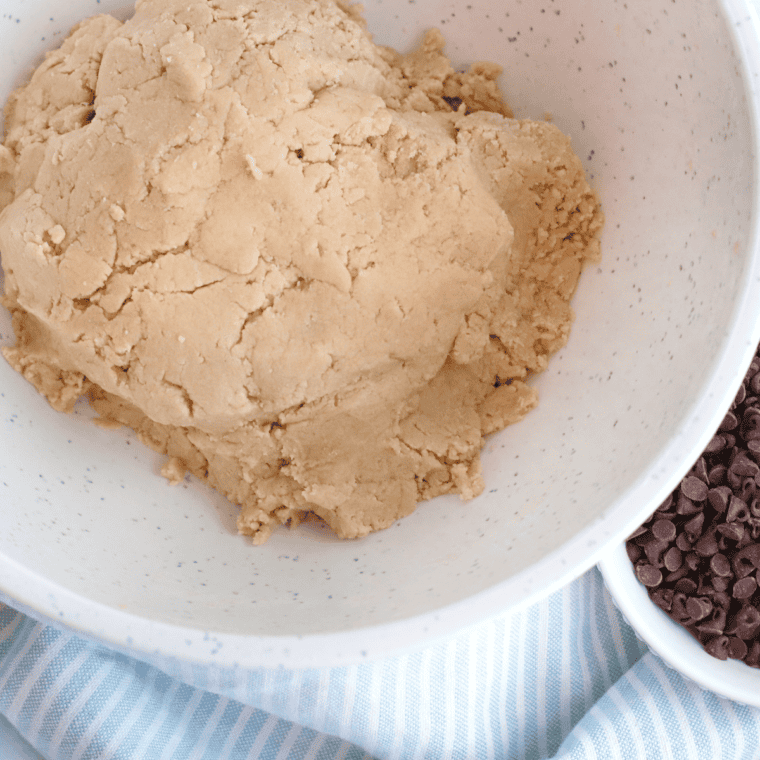 Chill dough for 30 minutes, preheat oven, prepare baking sheet.