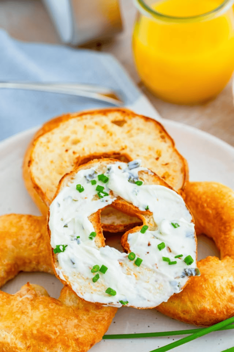 Assortment of healthy air fryer dishes including vegetables, chicken, and seafood, ideal for Weight Watchers meals