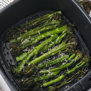 Quick, healthy, and perfectly crispy—Air Fryer Tenderstem Broccoli is an easy side dish packed with flavor and ready in just minutes.